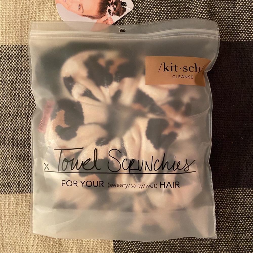 Kitsch towel scrunchies